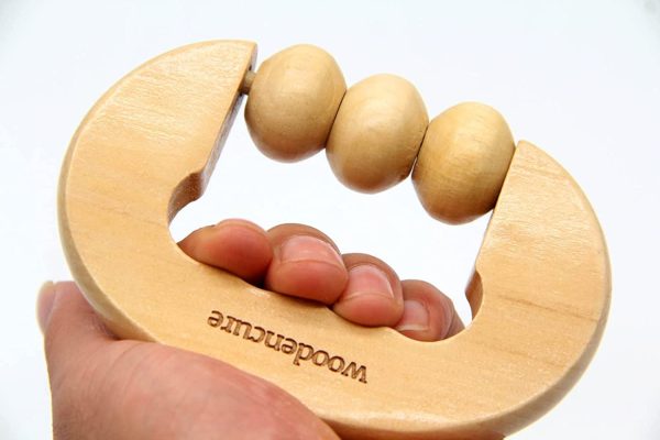 wooden-massage-ball-roller-woodencure